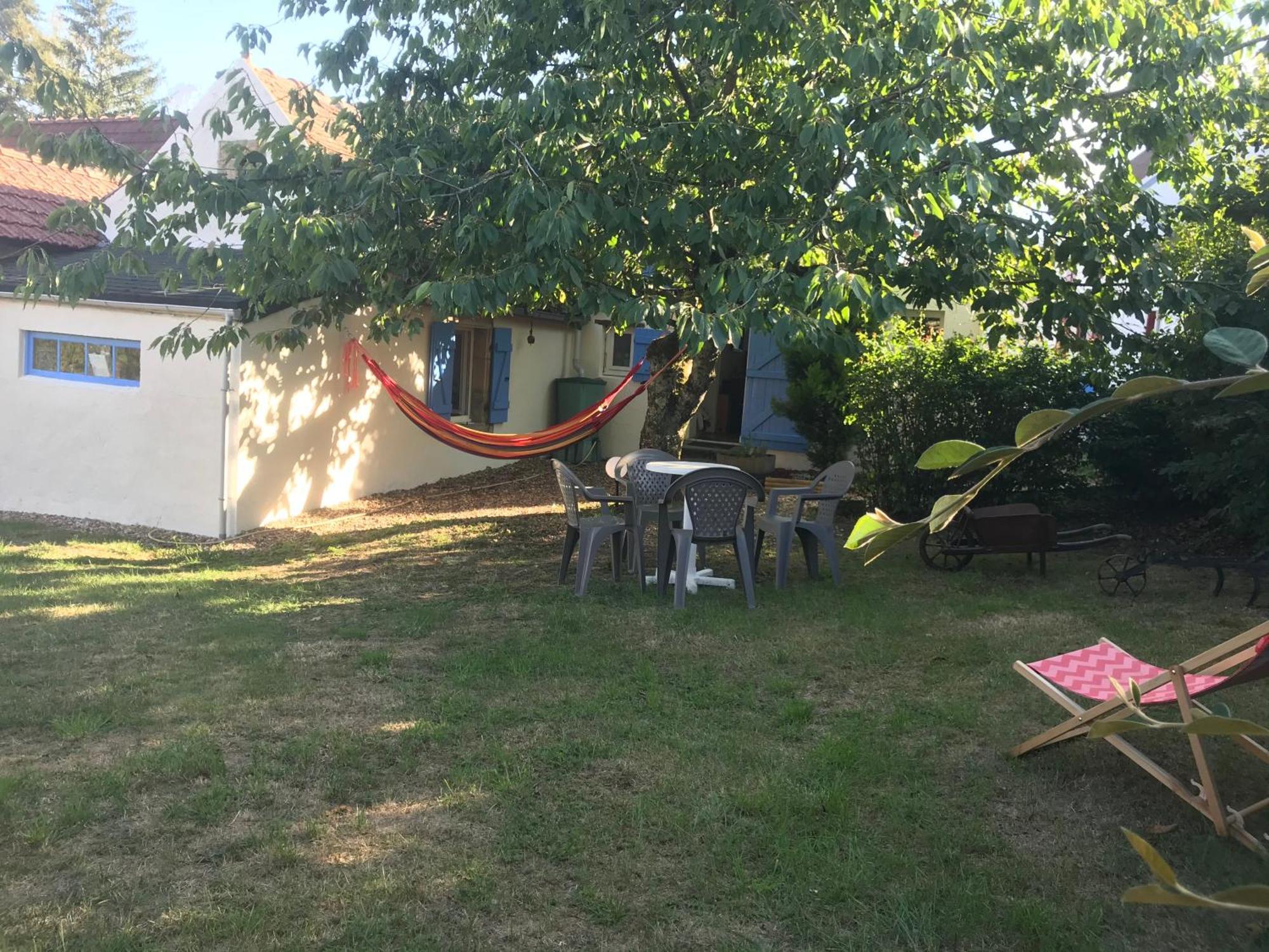 Maisonnette De Charme Climatisee La Machine Exterior foto